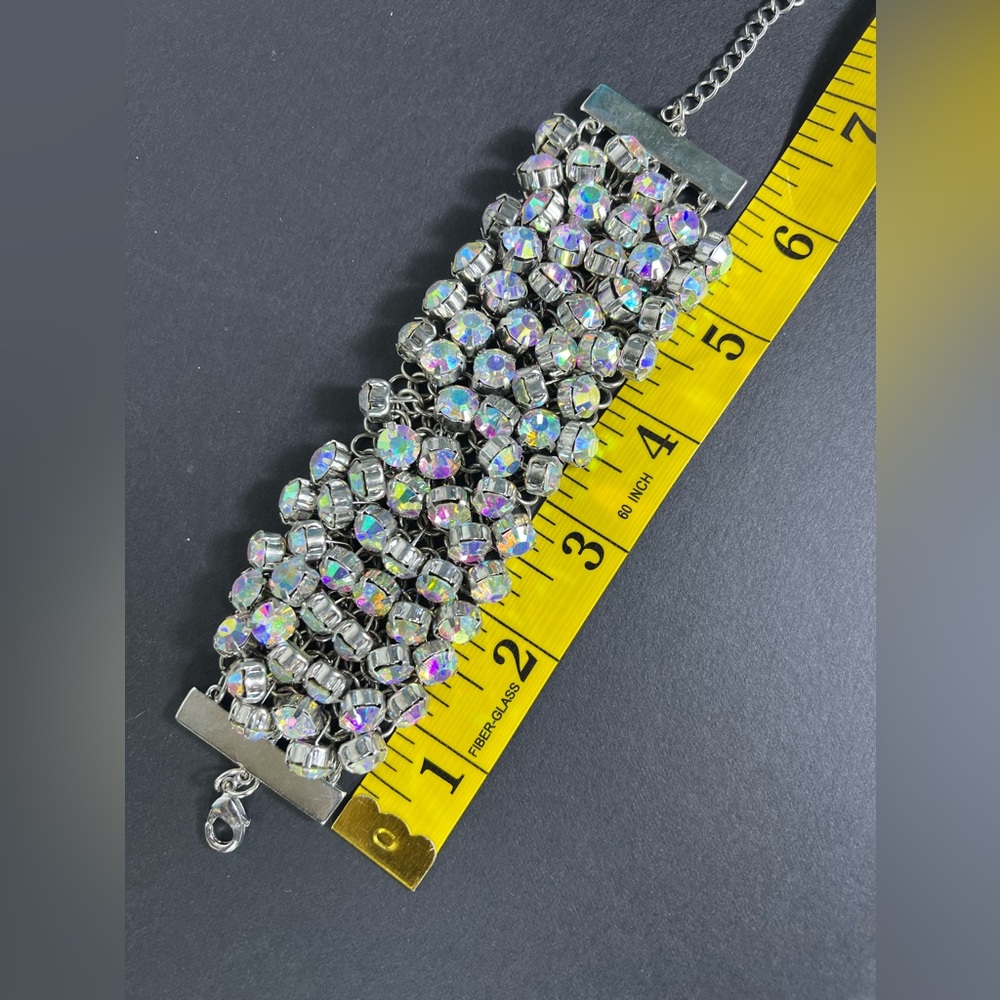 Stunning Iridescent Rhinestone Bauble Bracelet with Silver Hardware – Brand New - Picture 8 of 9